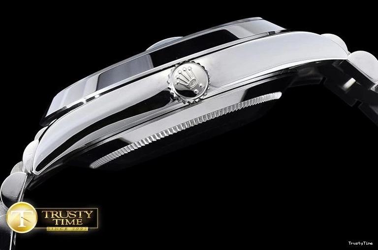 0202 RDD0203 – DayDate 40mm EasyMatch 669